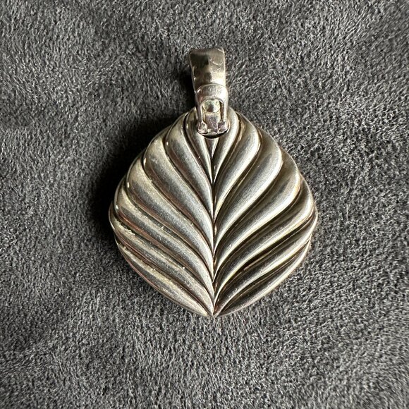 David Yurman Chevron Pendant w/ Pavé Black Diamonds - RARE - Picture 12 of 16